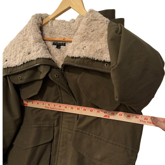 Theory M Oversized Bomber Jacket $750 Removable Fur Lining Cotton Army Green - Picture 9 of 10